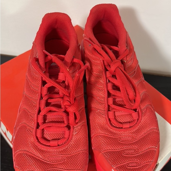 red nike airmax plus 5y - Picture 2 of 4